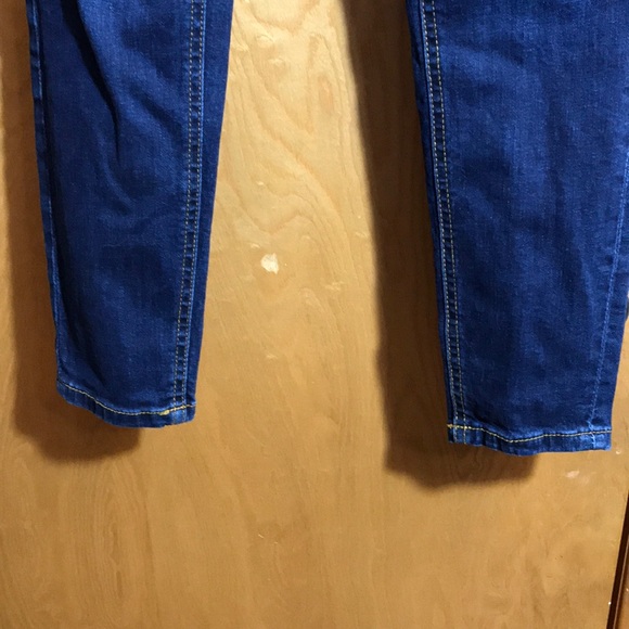 Zara Basic Denim Skinny Jeans - Picture 2 of 9